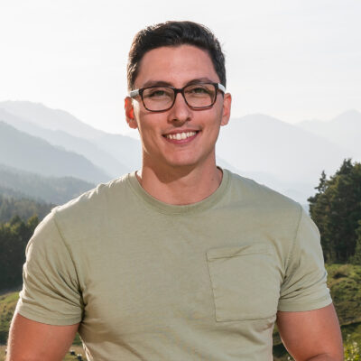 Milan Ilic in the ruins of Finkenstein Castle